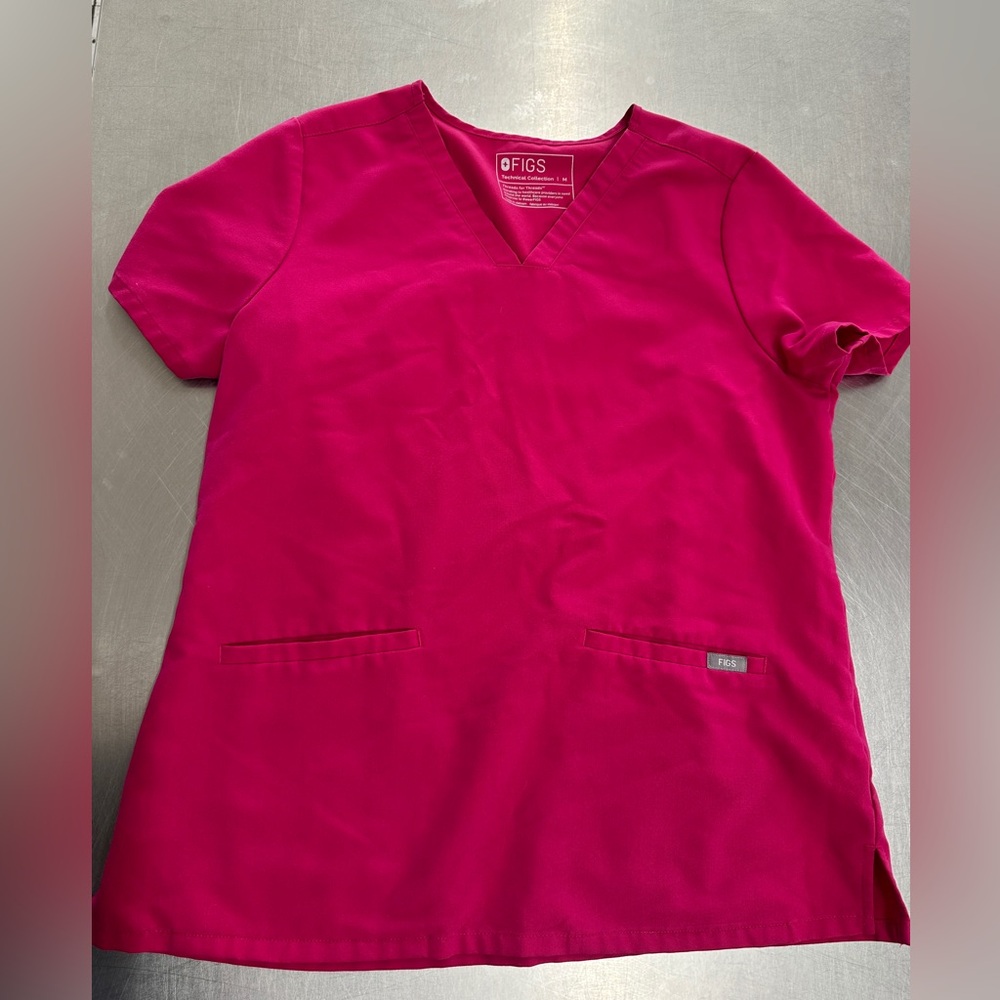 Medium Figs raspberry color scrub top